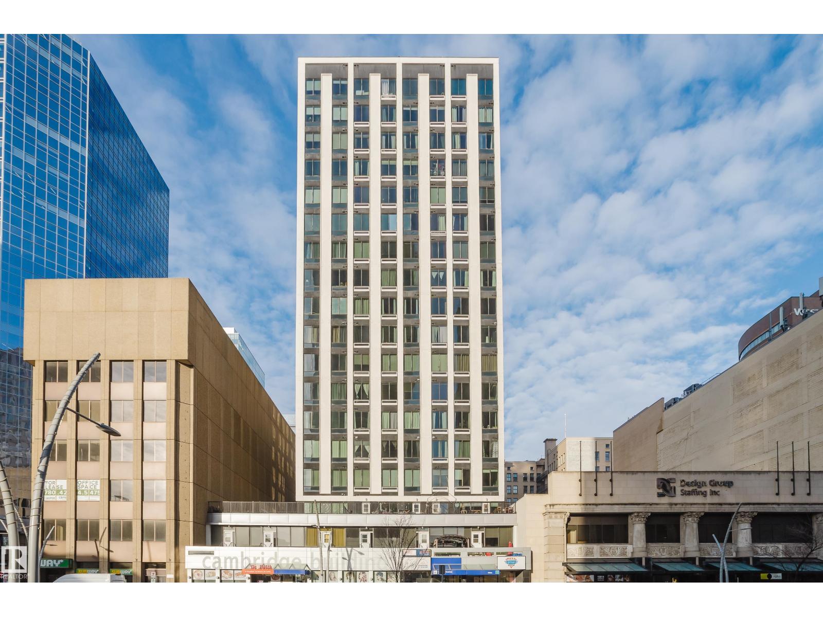 #1611 10024 JASPER AV NW