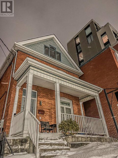 166 QUEEN STREET Kingston (East of Sir John A. Blvd) ON K7K1B1