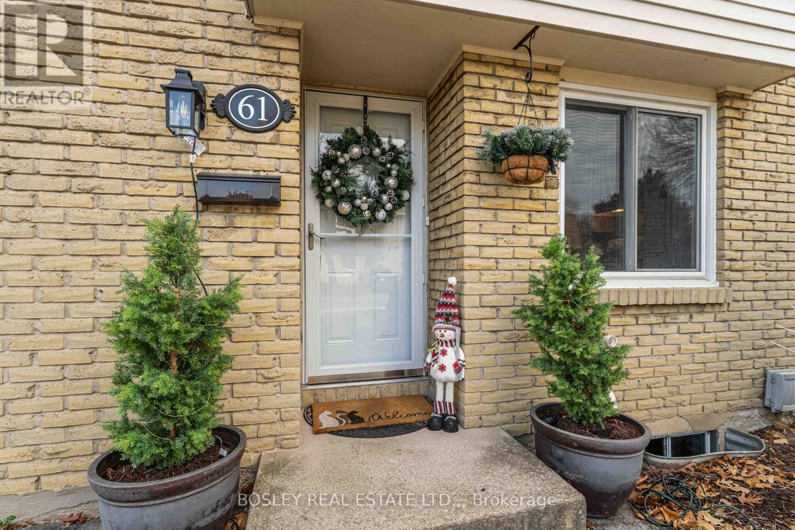 61 - 50 LAKESHORE ROAD