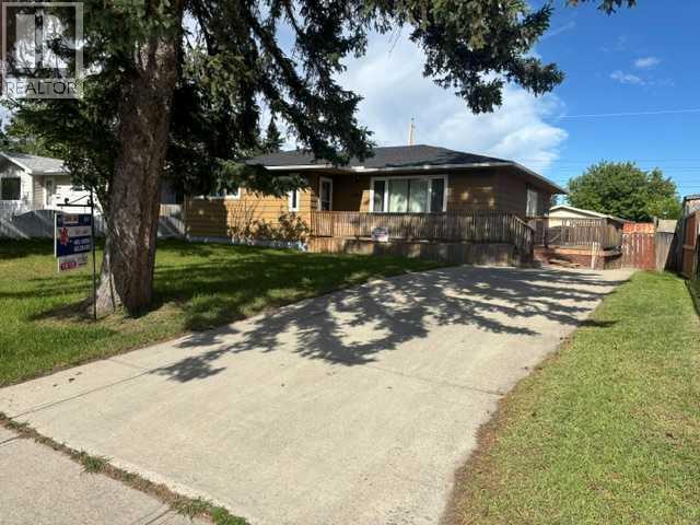 4406 FORDHAM Crescent SE