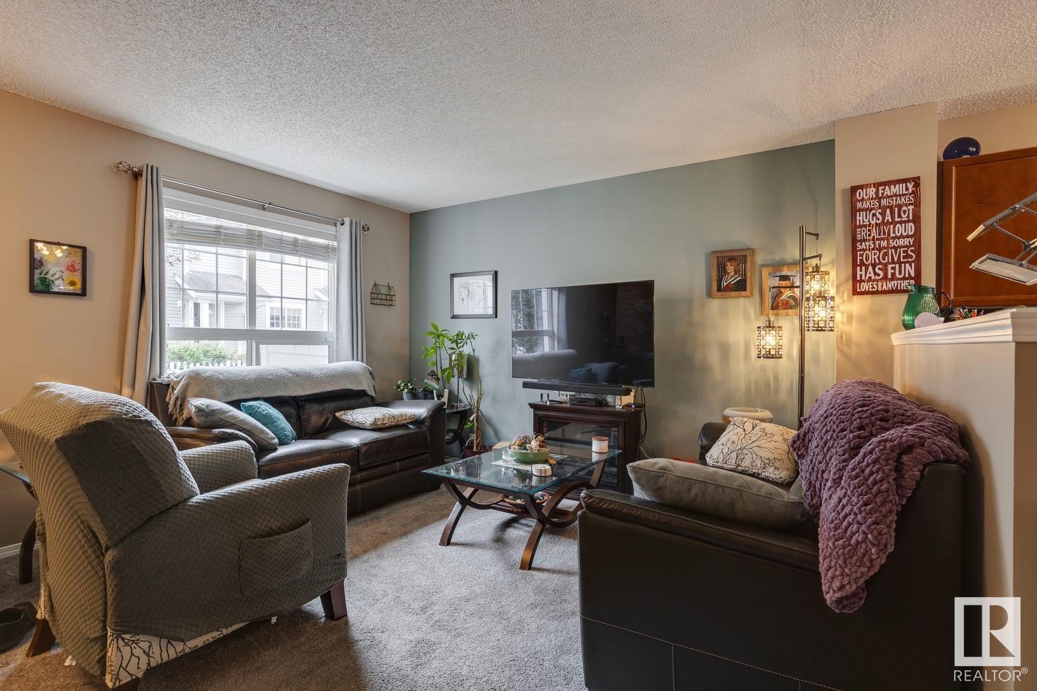 #165 5604 199 ST NW