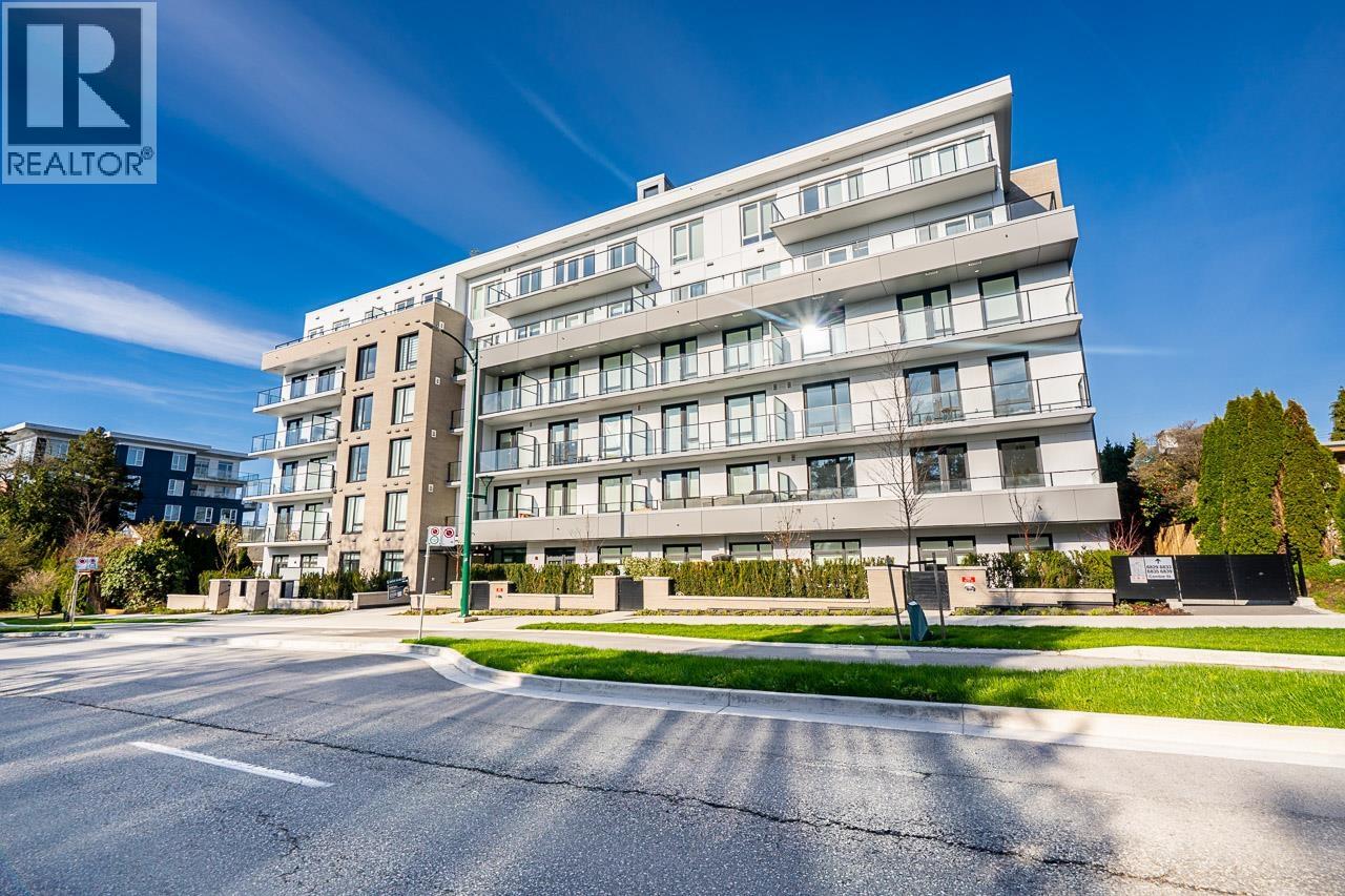 105 6859 CAMBIE STREET