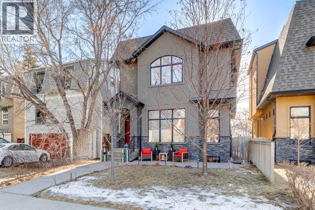 2407 Westmount Road NW