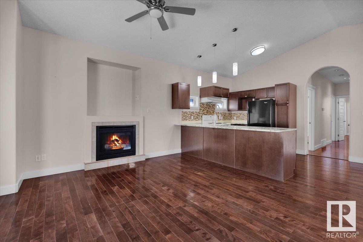 11408 91 ST NW