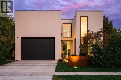 2384 BELYEA Street Oakville ON L6L1N9