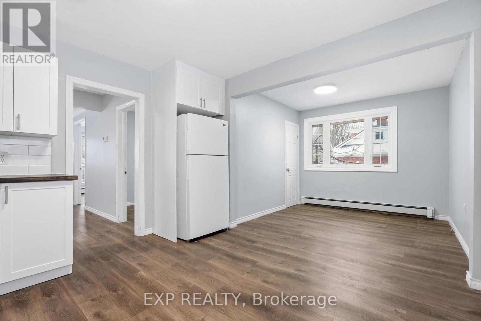 UNIT A - 104 SOUTH STREET E