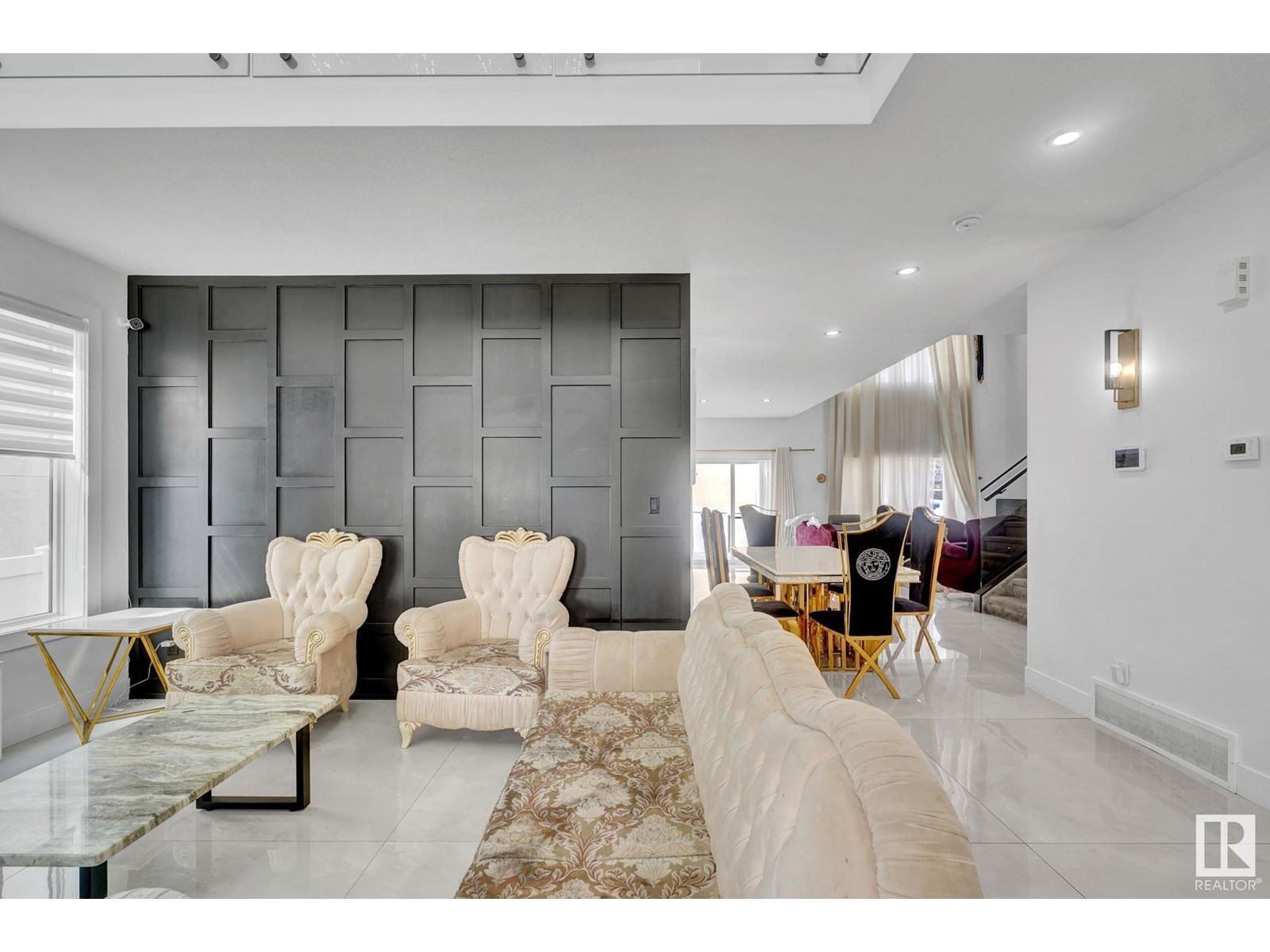 166 FRASER WY NW