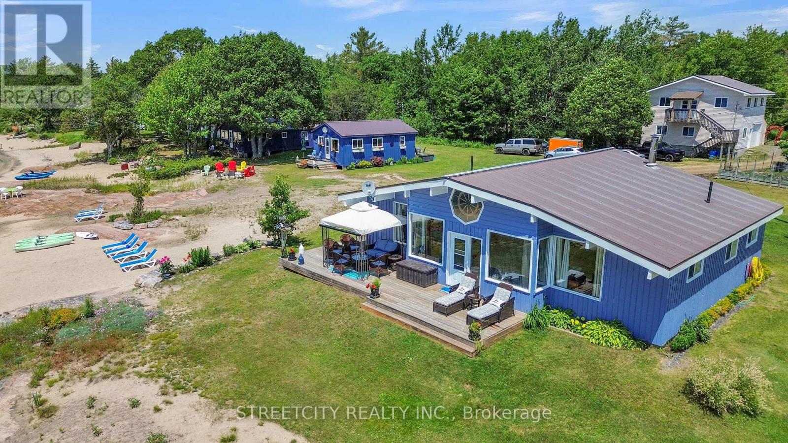 35 BROOKS LANDING ROAD