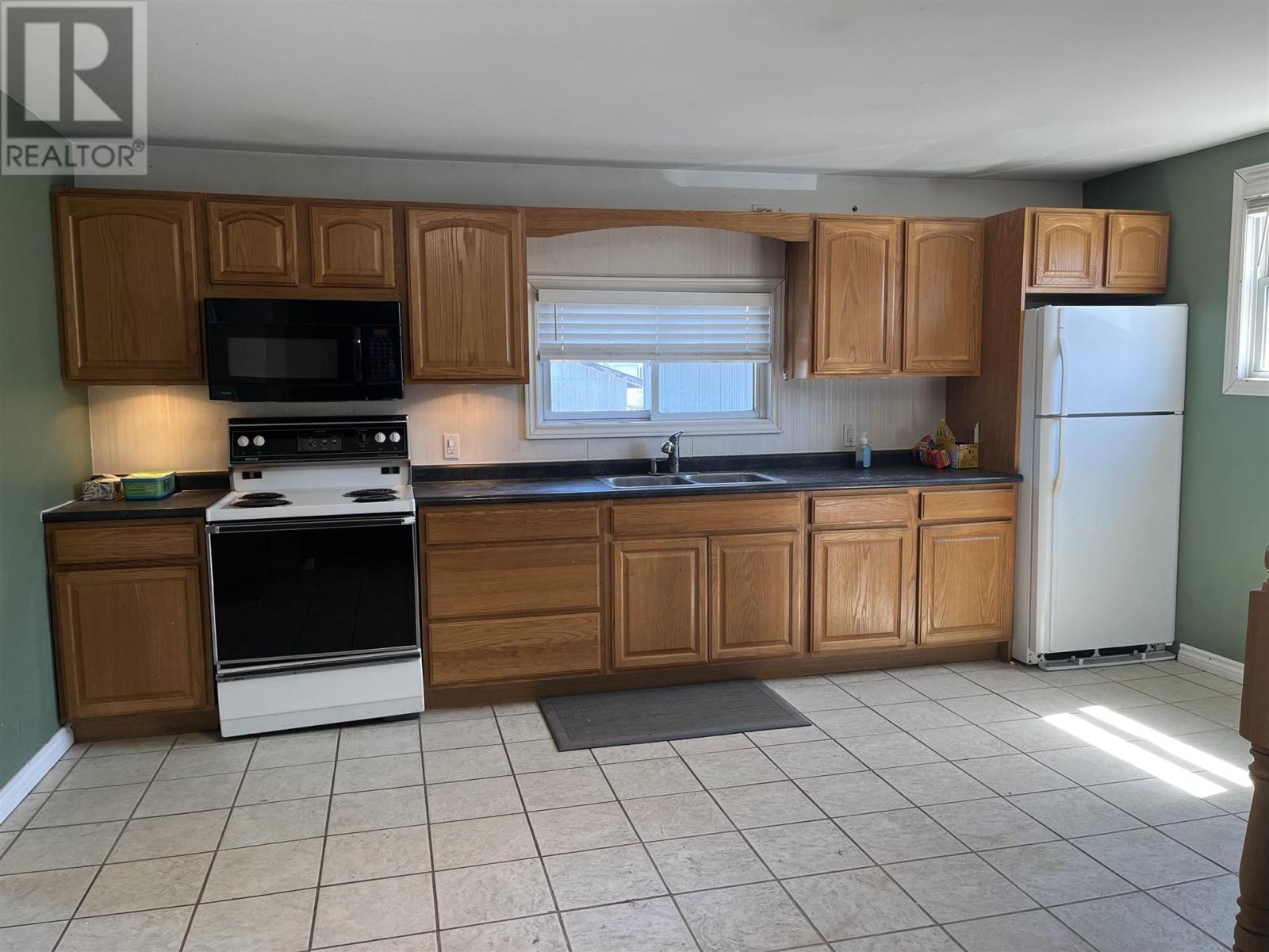 Homes for Sale Sault Ste. Marie 556 Cooper ST