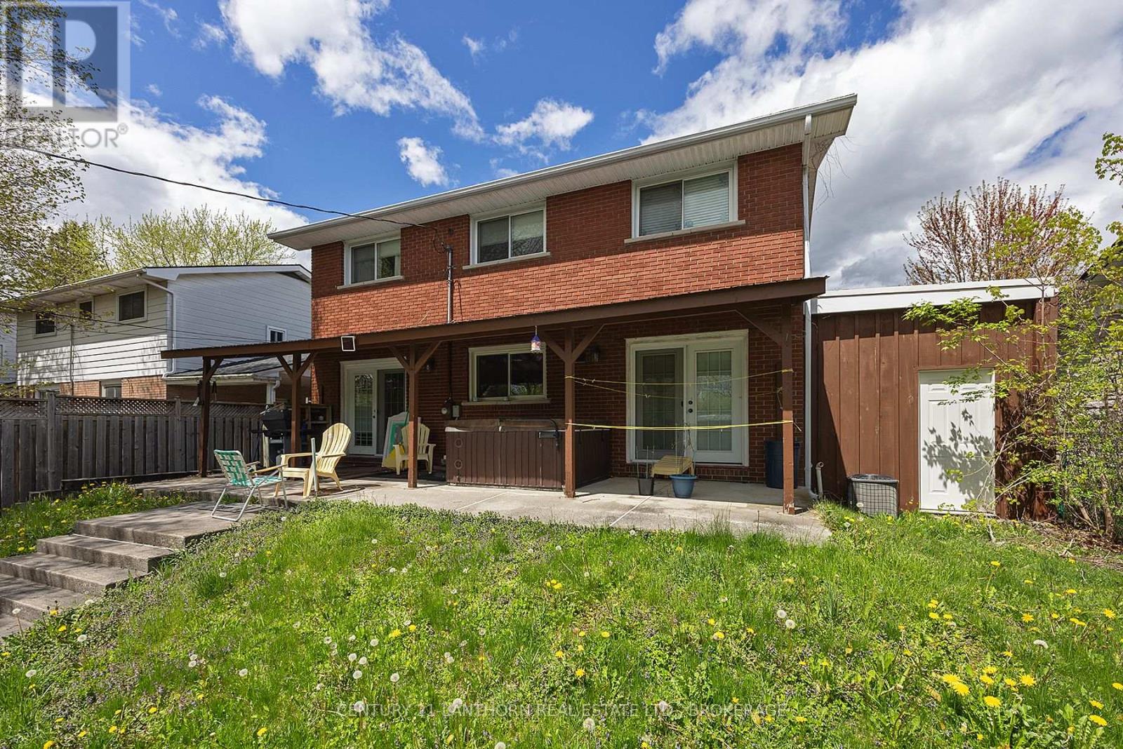 58 CLIFF CRESCENT