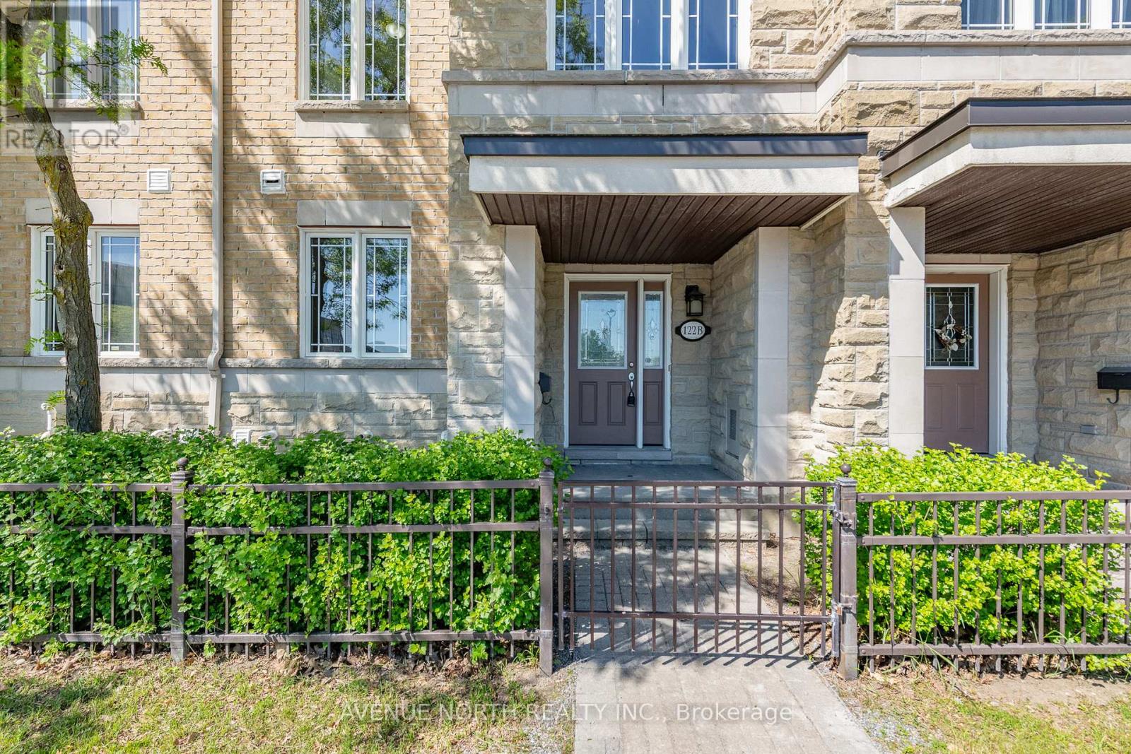122B CENTREPOINTE DRIVE