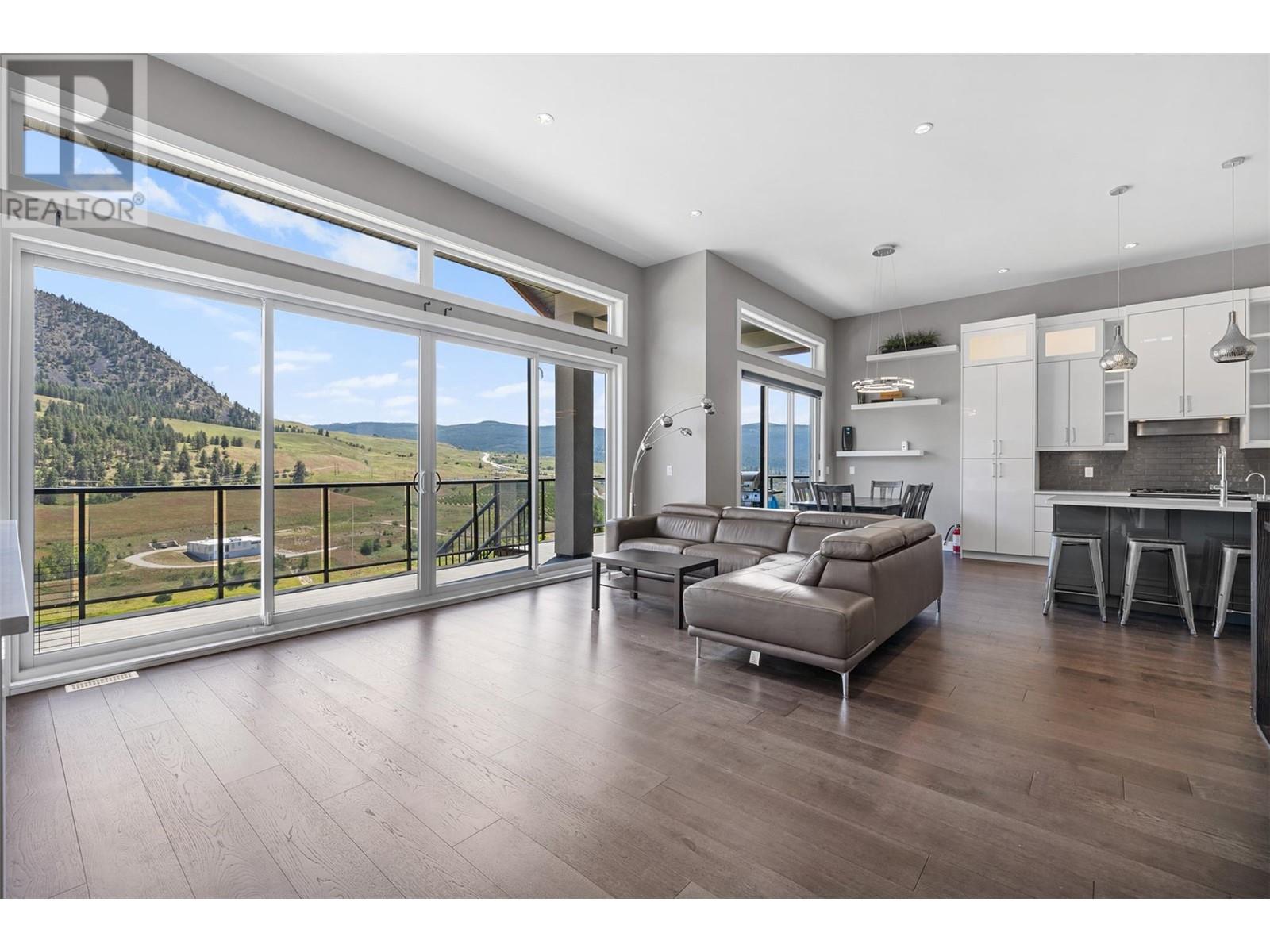 1122 Stockley Street