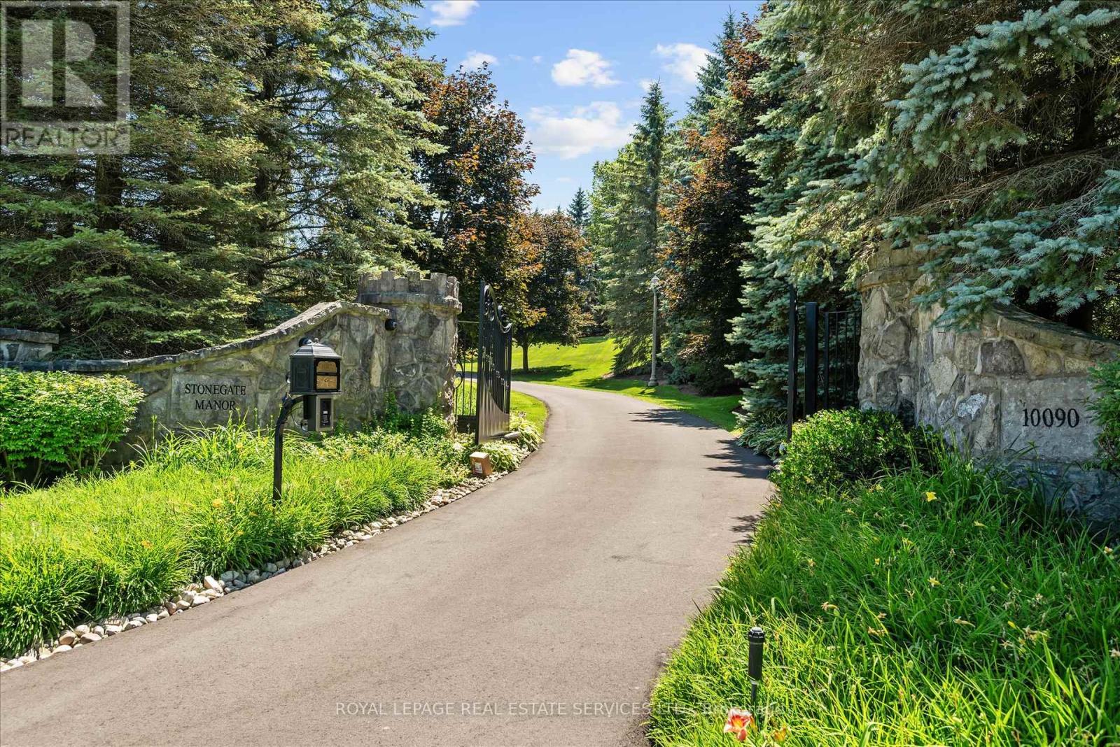 10090 PINEVIEW TRAIL