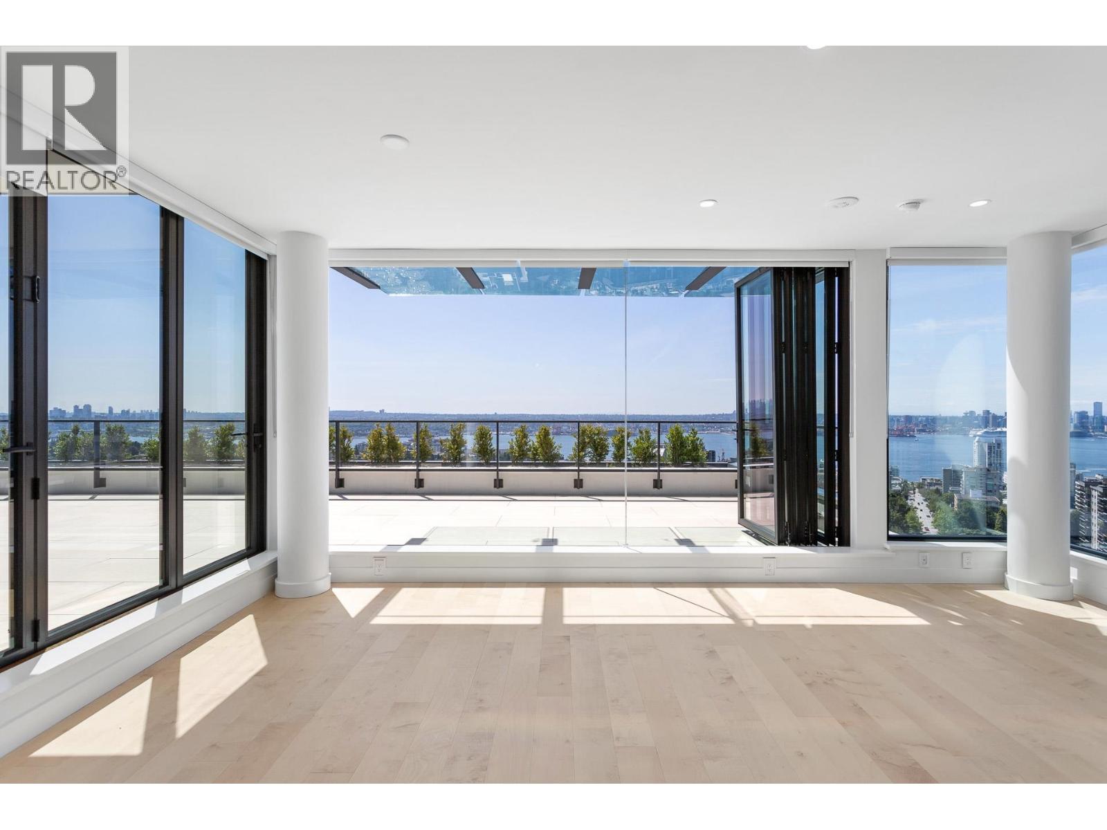 1602 135 E 13TH STREET