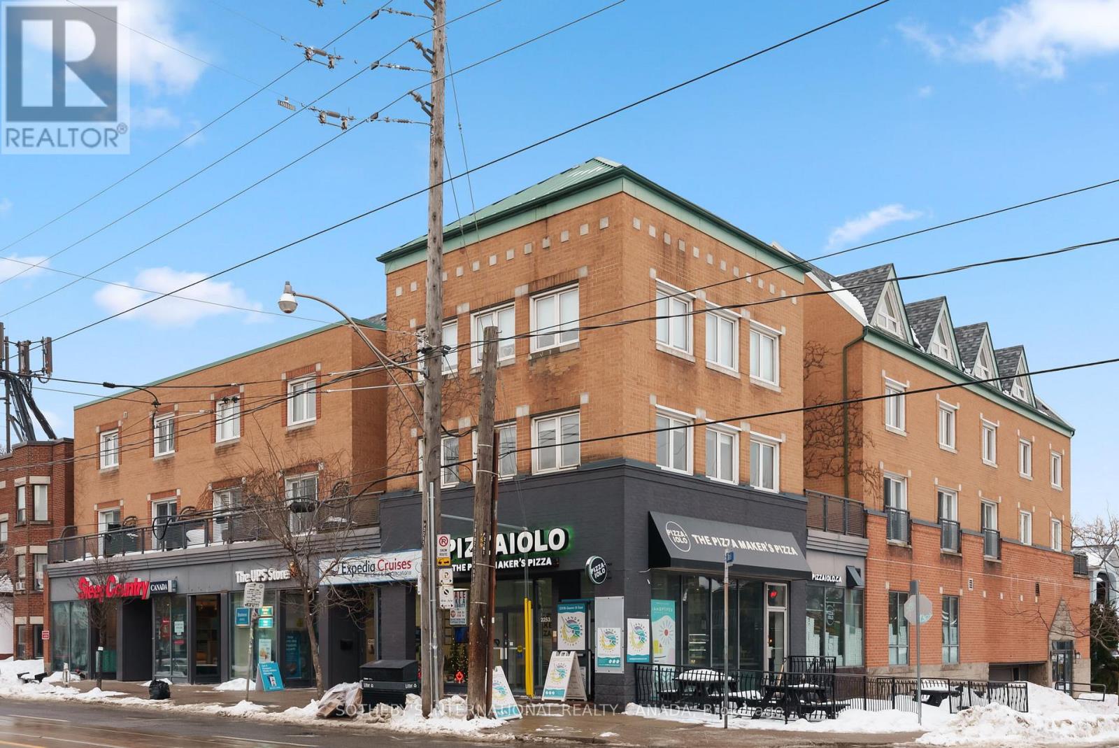 205 - 101 HAMMERSMITH AVENUE