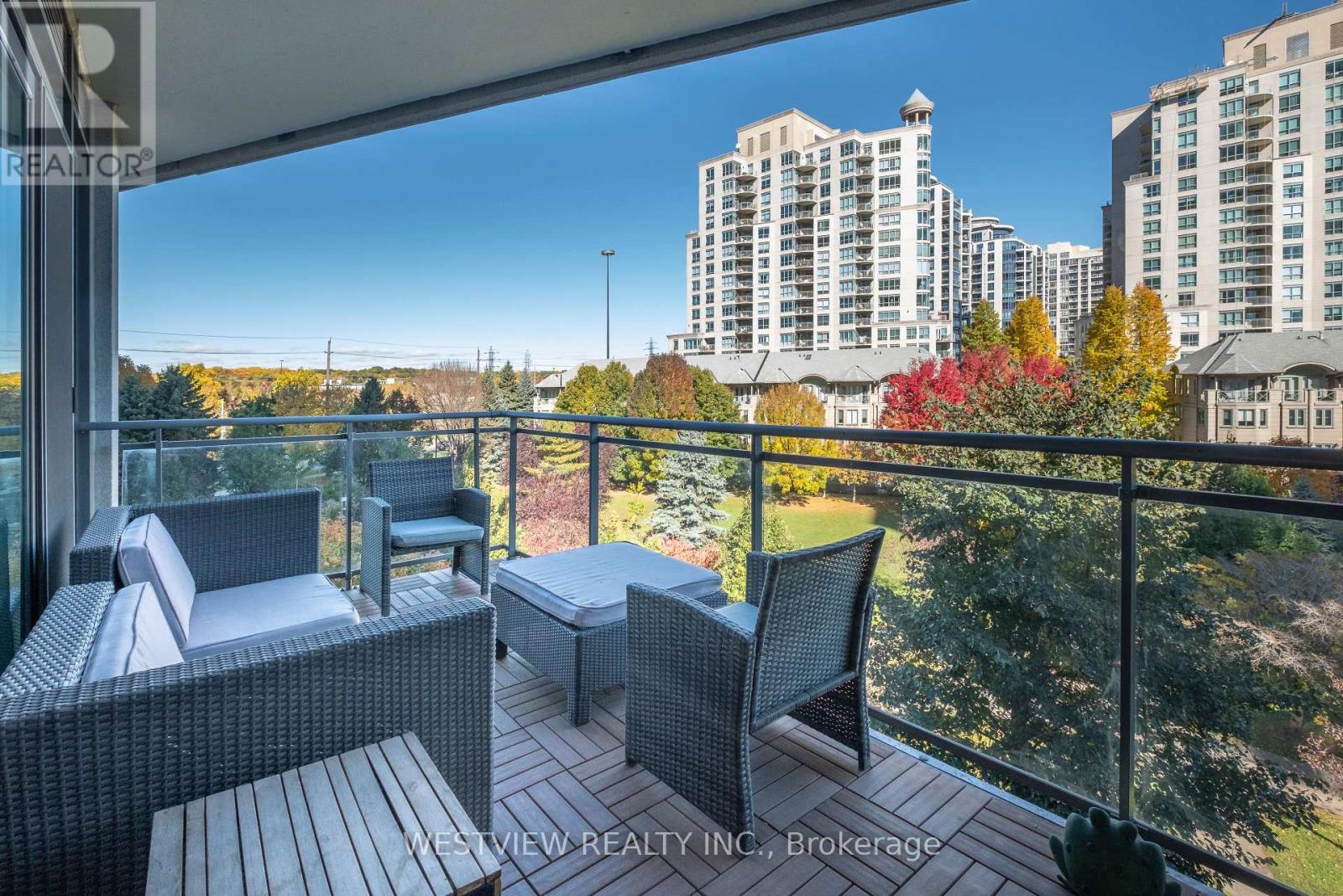 413 - 2119 LAKE SHORE BOULEVARD W