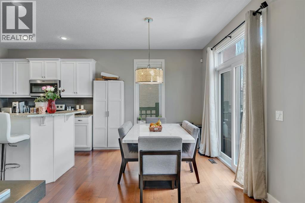 52 West Coach Court SW