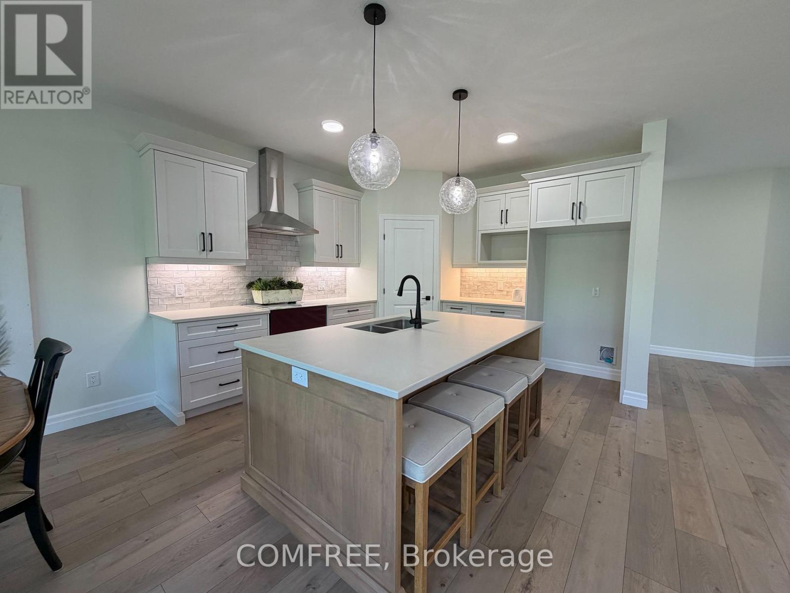 25-35 OLD COURSE ROAD