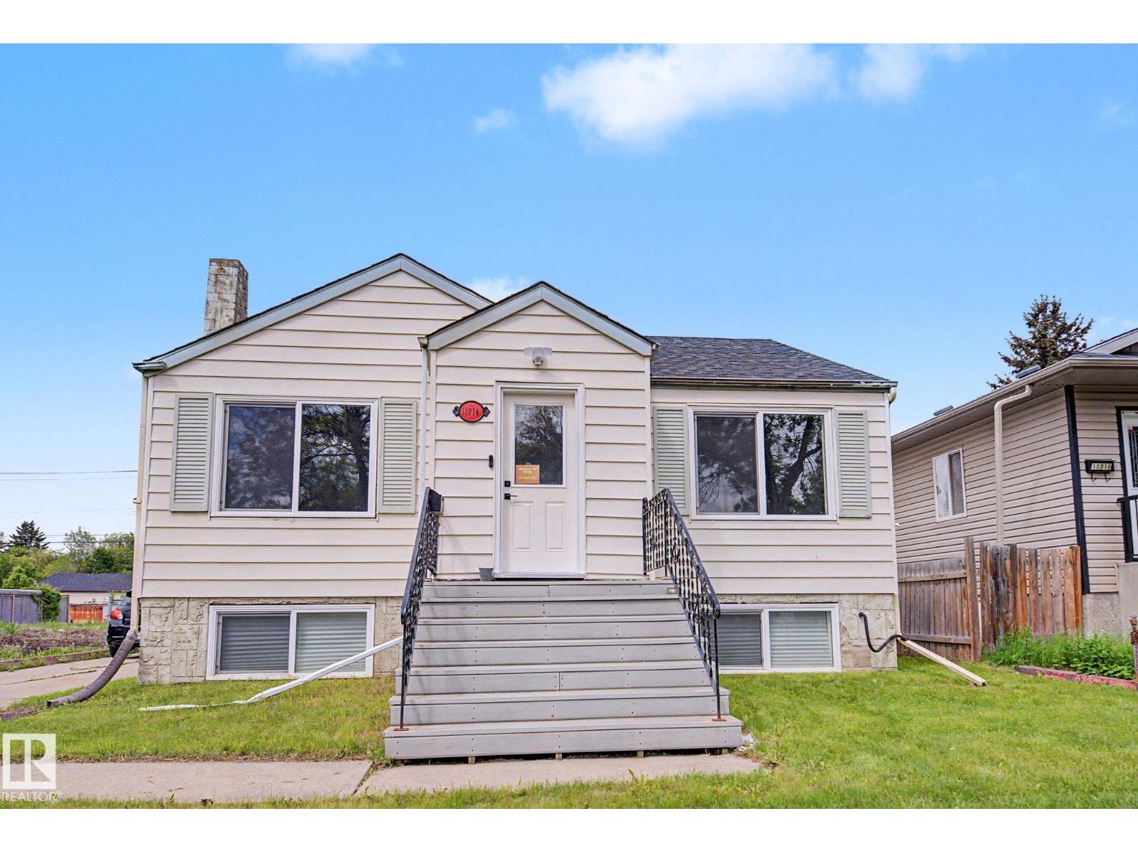11914 124 ST NW
