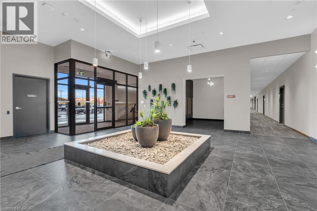 525 NEW DUNDEE Road Unit# 101