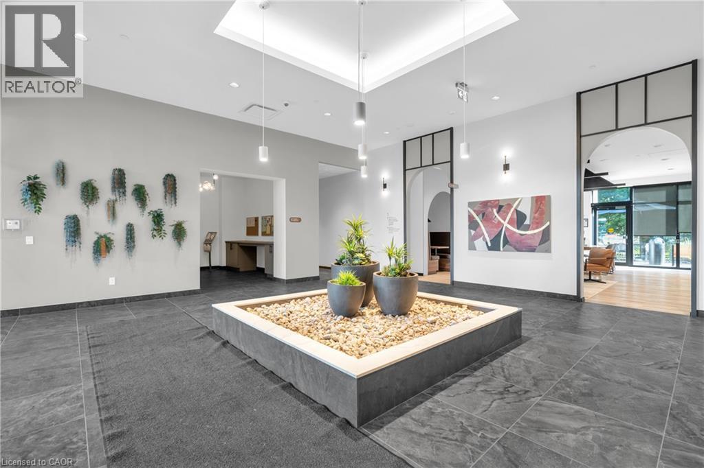 525 NEW DUNDEE Road Unit# 101