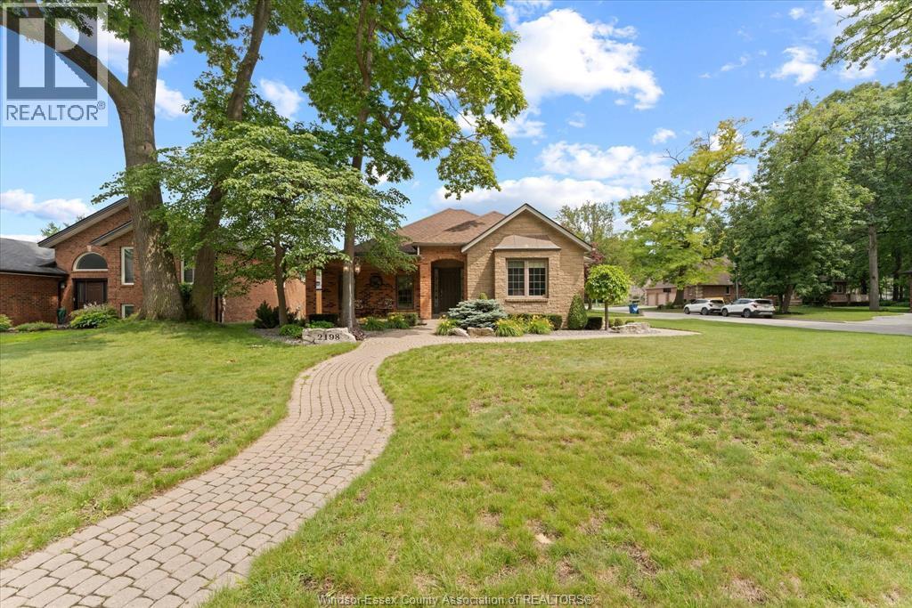 2198 SUZANNE STREET