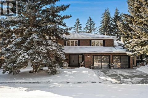 116 Bay View Drive SW Calgary AB T2V3N8