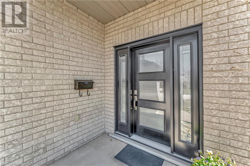 578 WINDJAMMER Way