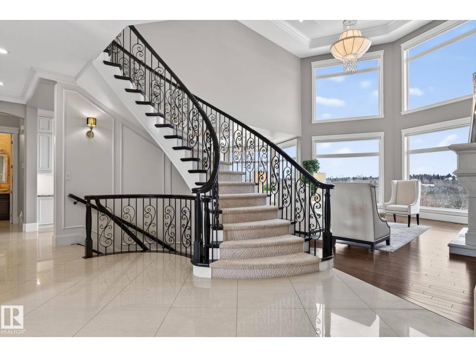 1413 WOODWARD CR NW