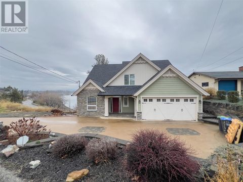 3869 Angus Drive West Kelowna BC V4T2J8