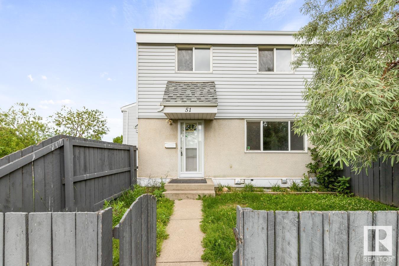 51 MCLEOD PL NW