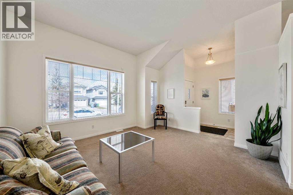 1211 Everridge Drive SW