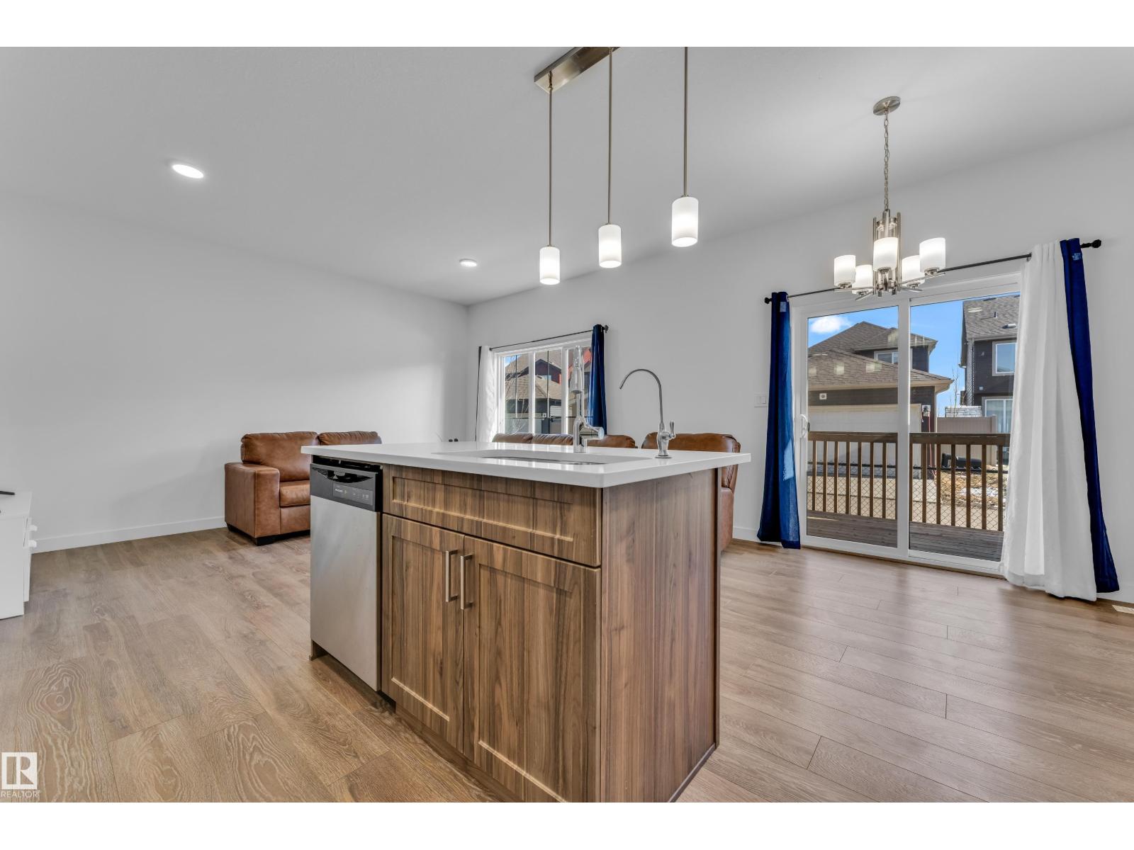 #41 603 ORCHARDS BV SW