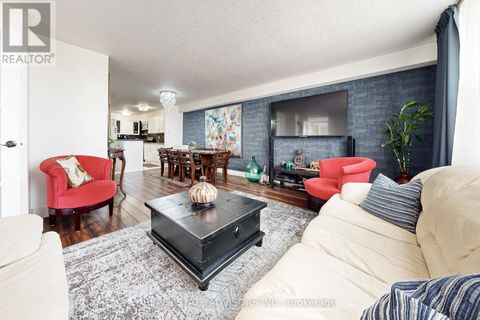 705 - 10 TOBERMORY DRIVE Toronto (Black Creek) ON M3N2Y5