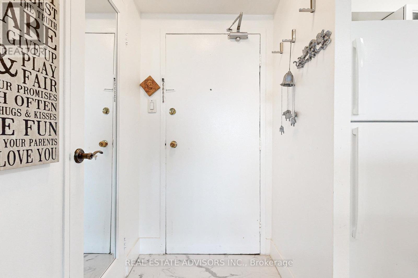 705 - 10 TOBERMORY DRIVE