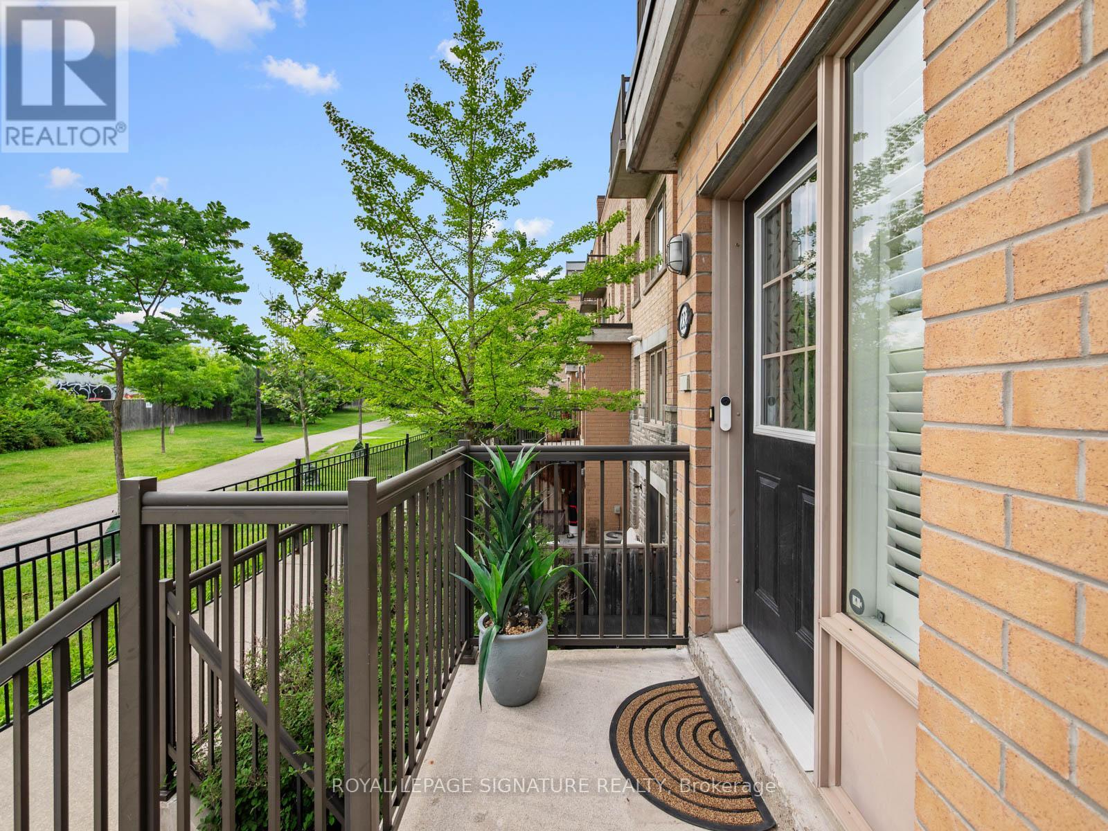232 - 10 FOUNDRY AVENUE