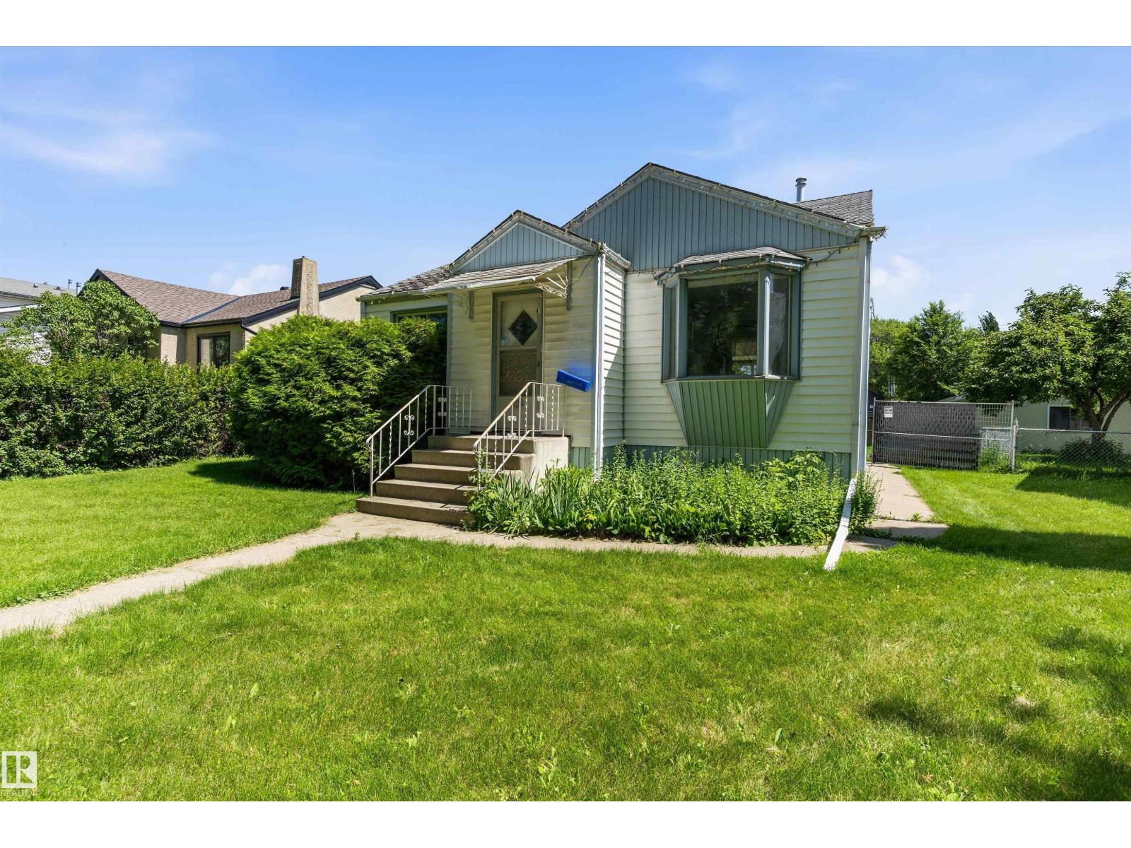 11619 123 ST NW