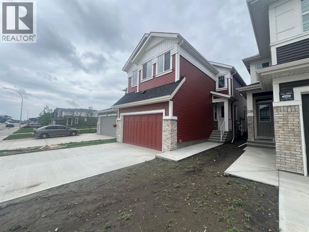 142 Corner Glen Way NE
