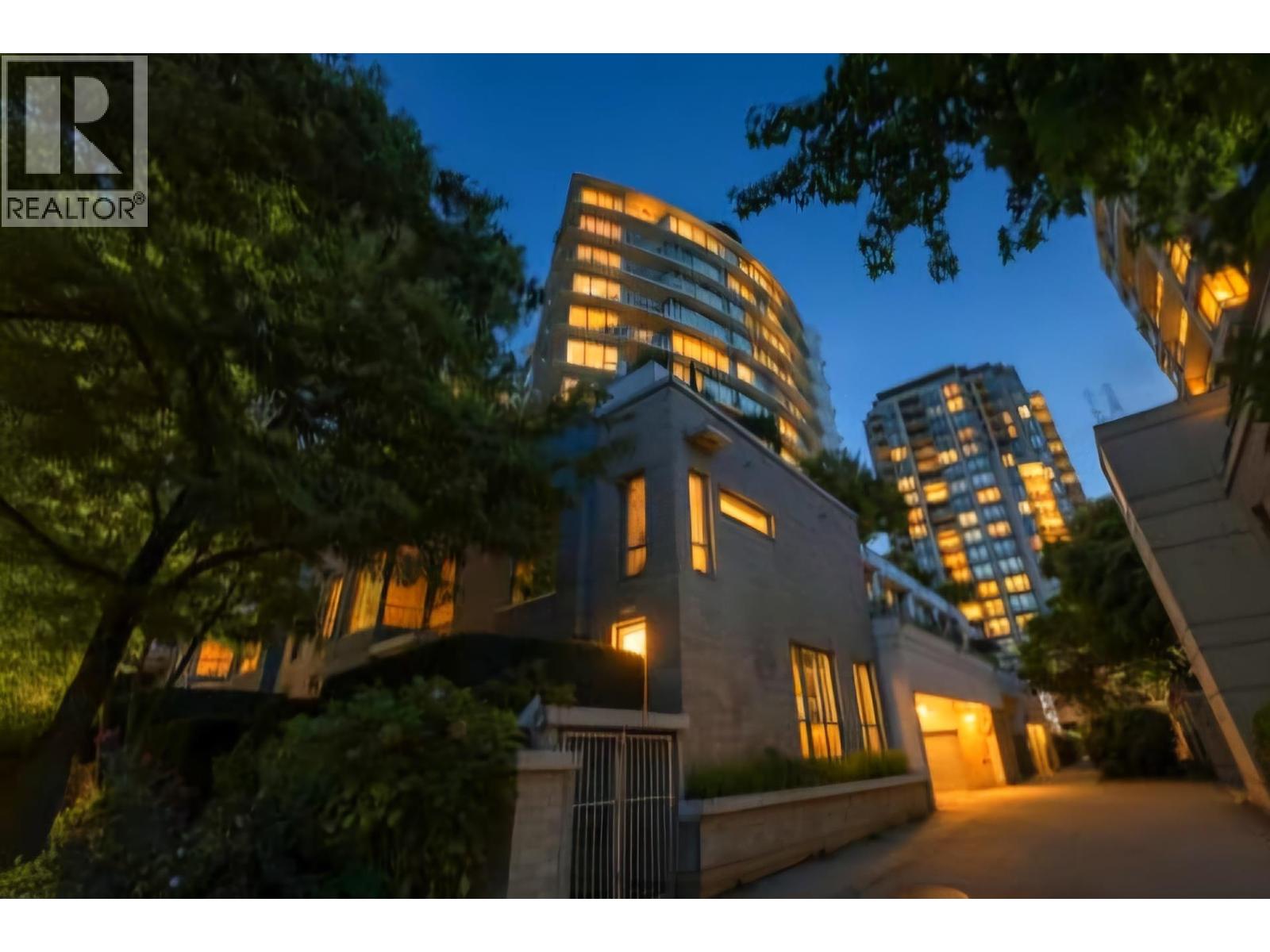 901 175 W 2ND STREET