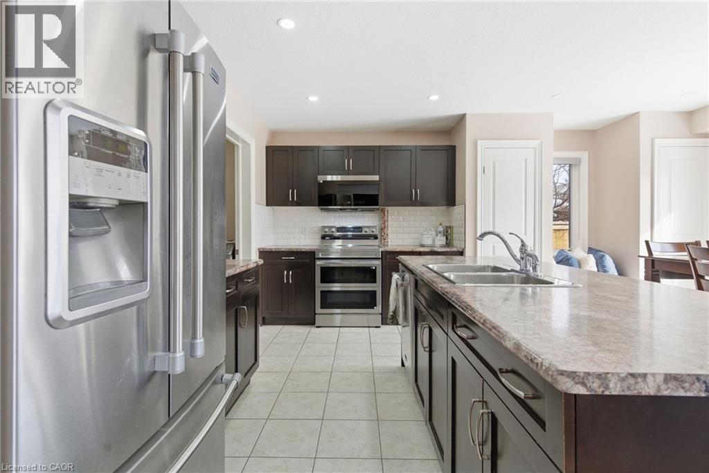 28 SILVERWOOD Avenue