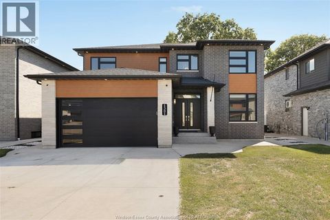 1581 ROCKPORT Windsor ON N9G0B6