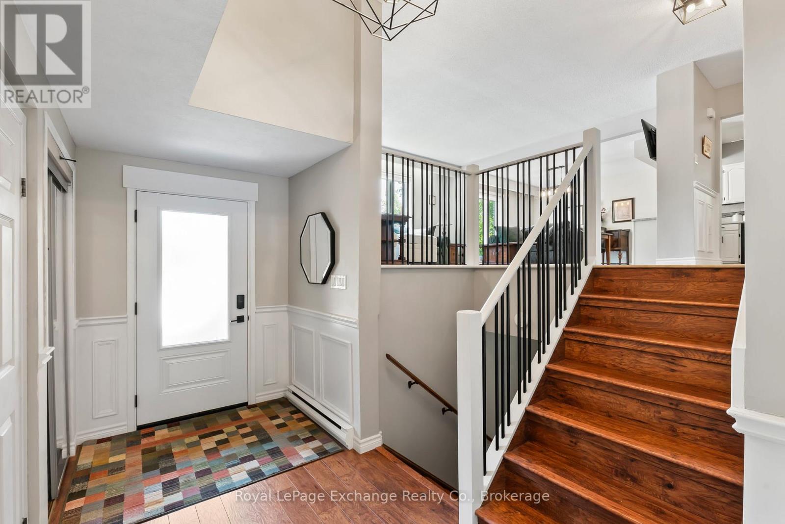 71 UPPER LORNE BEACH ROAD