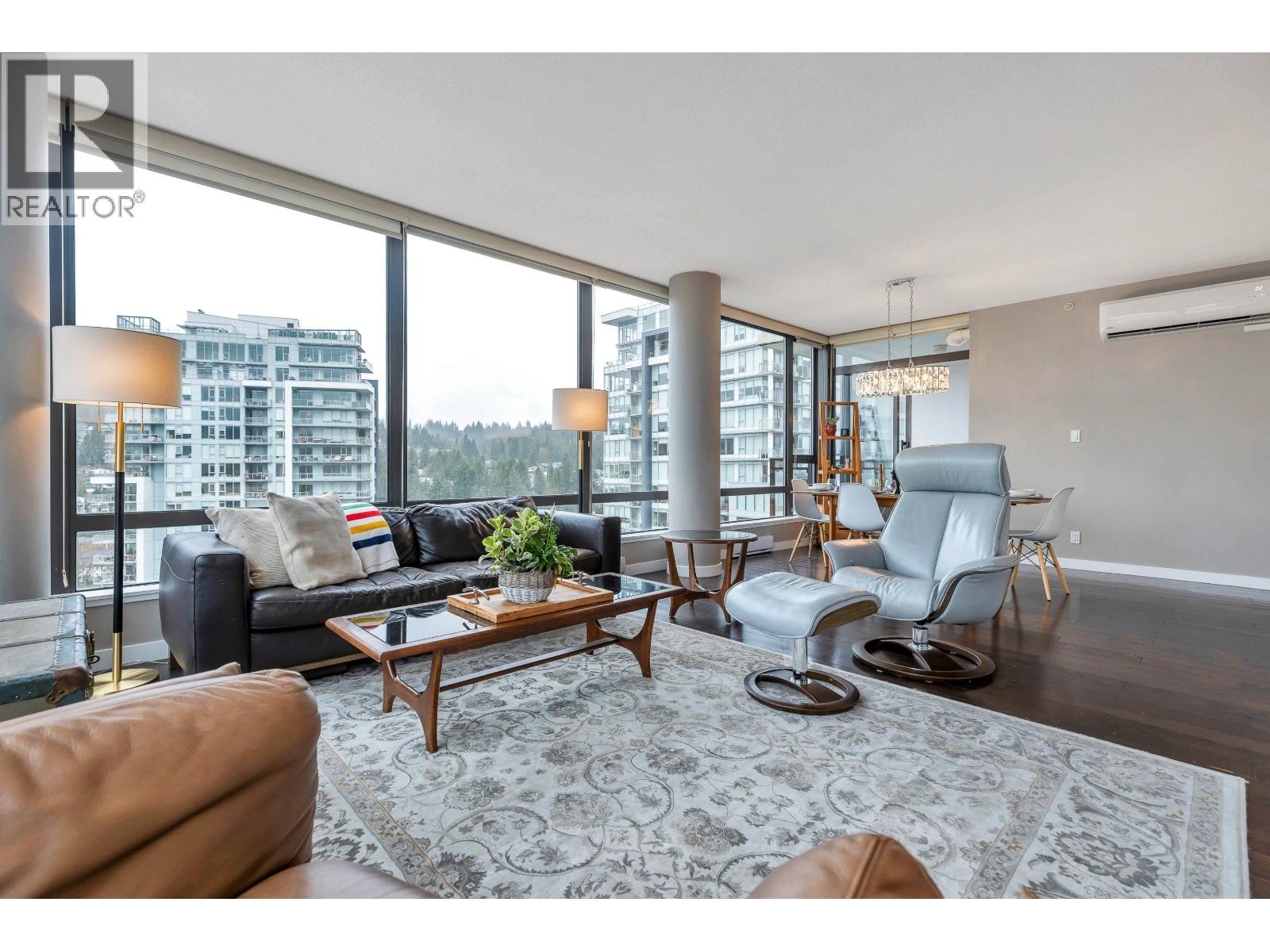 2002 400 CAPILANO ROAD