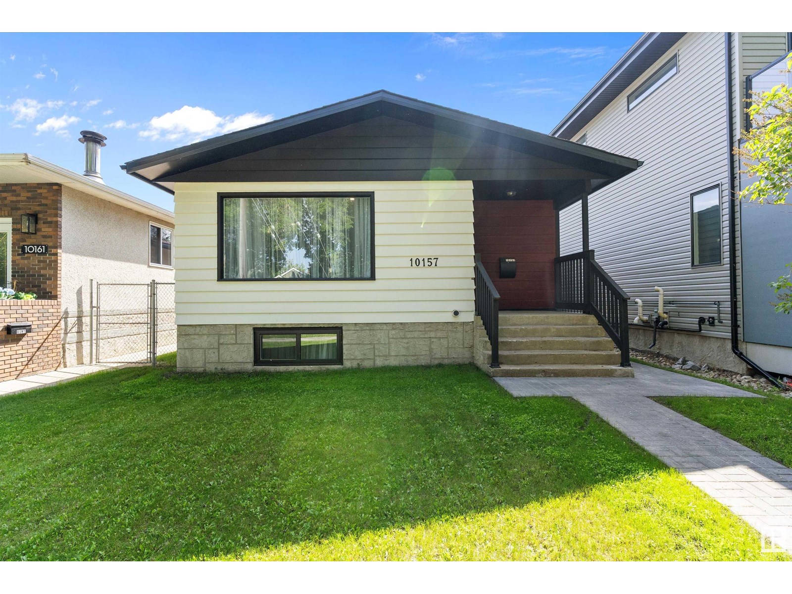 10157 145 ST NW NW