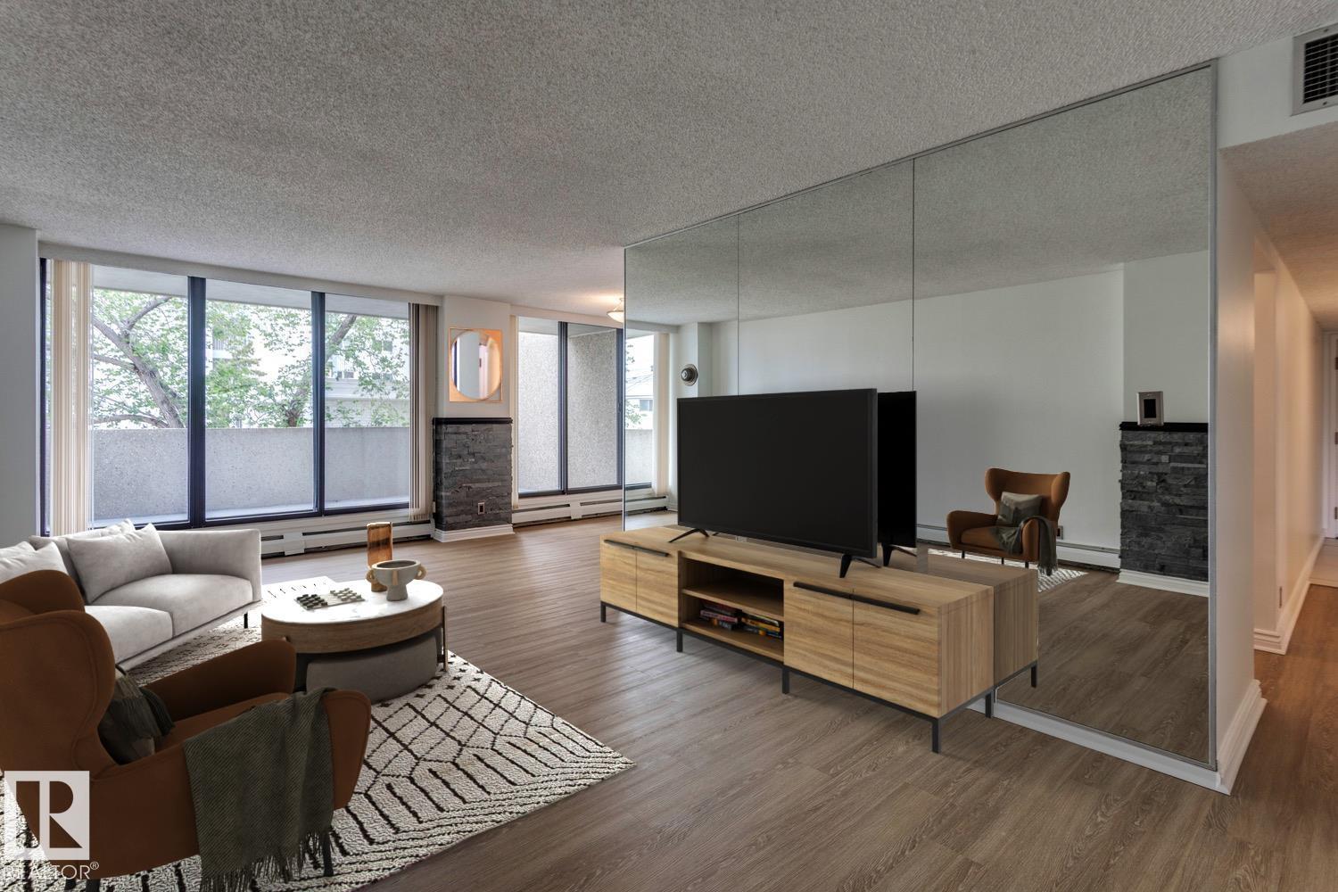 #201 8340 JASPER AV NW