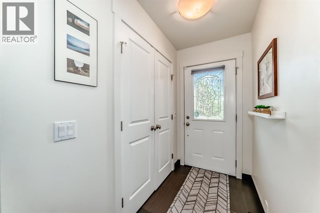 208 Woodbine Boulevard SW