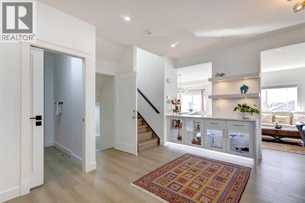 37 Royal Birch Landing NW