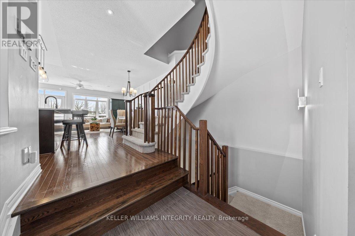 381 COOKS MILL CRESCENT