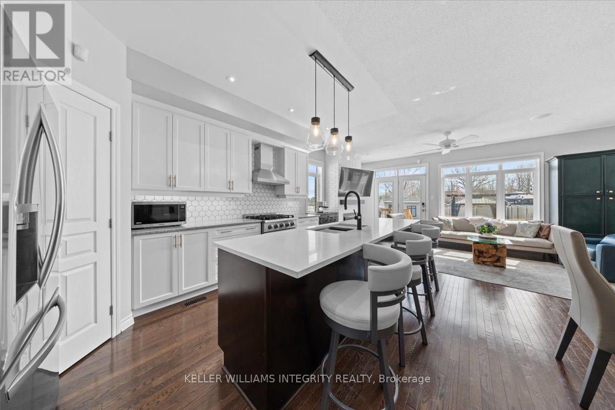 381 COOKS MILL CRESCENT