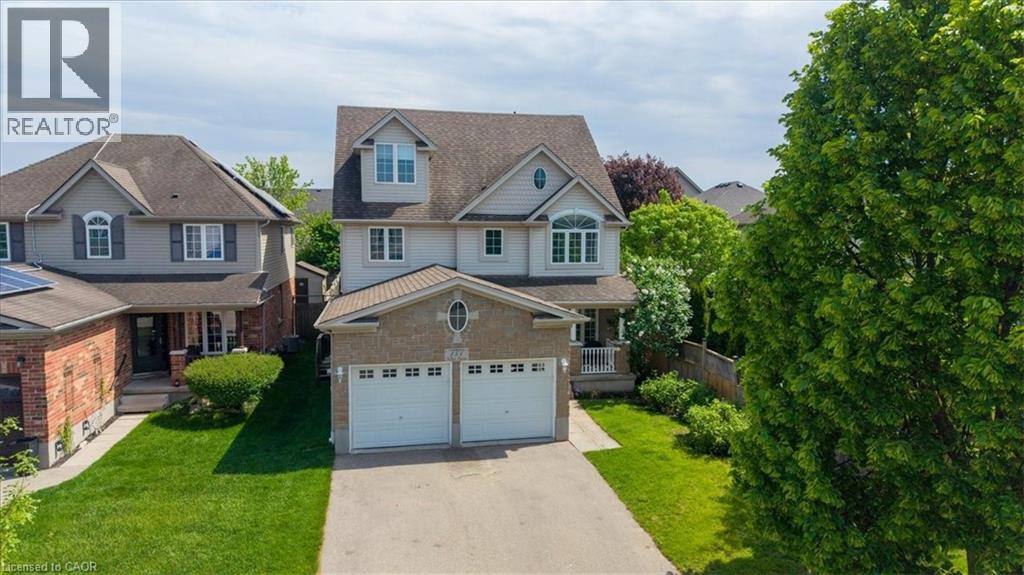 151 DECARO Crescent